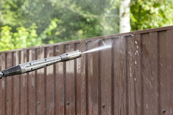Cost of Vinyl Fence Cleaning in North Little Rock